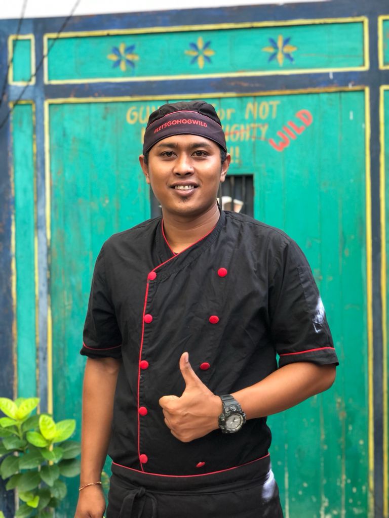 Wayan kitchen captain